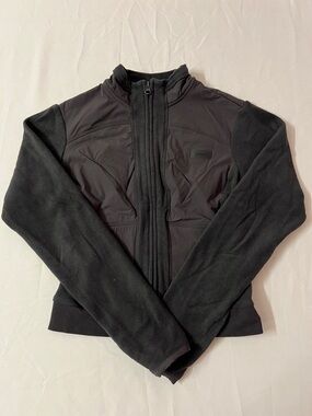 SKIMS Outdoor Fleece Fitted Full Zip Up Jacket